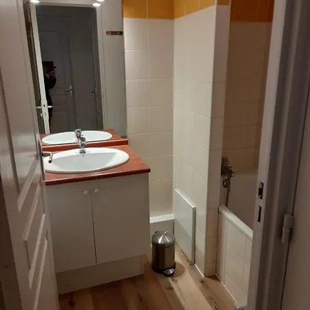 Cosy A 28 M² Avec Piscine Lägenhet *